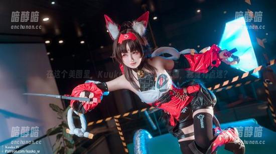 Kuuko W 在这个美图里,Kuuko W柔和得像莫娜,我竟有点迷?